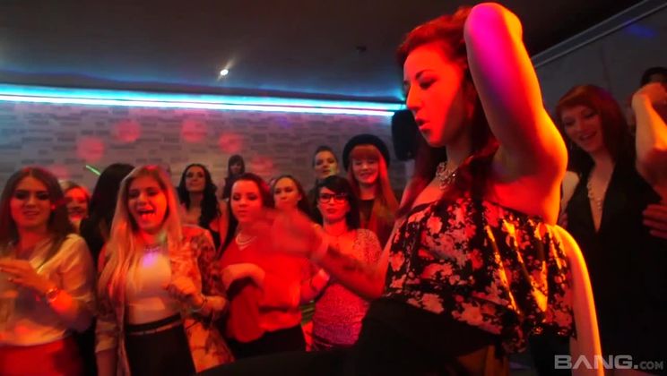 The club's boy toys are introduced and the crowd gets wet 